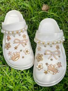 18pcs Casual Fashion Gold-Color (ABS Pearl Chain, Crown, Flower, Butterfly, Bow, Star) ABS Resin Shoe Clips, DIY Decorations, Suitable For Women's Sandals, Slippers, Shoes With Holes, Sandals And Beach Bags, Multi-Functional Shoe Clips Accessories - Perfect Gift For Holiday Parties And Special Occasions - Gold - View 4