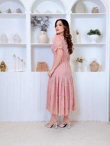 Elegant Midi Dress In 3D Laise Lined Floral Embroidery With Puff Sleeves And Guipure Lace Princess Neckline - 淺粉色 - 查看 2