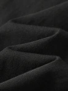 90s Music Pattern T-Shirt, Crew Neck Short Sleeve Casual Knitted Top, "RAISED ON 90'S R & B" "RAISED ON 90'S R & B" Text Print Pattern T-Shirt, Album Cover Collage |   Music Pattern T-Shirt |   Soft Textured Cotton T-Shirt - màu đen - Xem 4