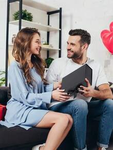 1 hộp quà có thể gấp lại có khóa từ, hộp quà có thể gấp lại màu đen, hộp quà màu đen có nắp, hộp quà ruy băng tiệc cưới, màu đen, hộp đóng gói, hộp quà lưu niệm đám cưới, hộp quà ruy băng lật, lễ tạ ơn, hộp quà Giáng sinh, thích hợp cho tiệc sinh nhật, hộp quà tiệc ngày lễ, hộp đựng quà cưới, Giáng sinh - Nhiều màu - Xem 4