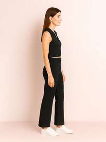 Conjunto de dos piezas de top corto  sin mangas con cuello y pantalón para mujer, tejido elástico medio - Negro - Ver 3