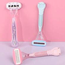 Miniso Sanrio Characters Series Gentle 5-Layer Lady Razor Kuromi 5-Layer Blades + Lubricating Strip Design, Smooth Shaving Reducing Skin Friction(1PC)