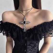 1pc Gothic Vintage Intricate Hollow Carved Cross Pendant Necklace With Stone, Luxury Niche Design Sweater Chain, Multi-Color Metal Y2K Delicate Choker Necklace, Suitable For Women Party, Prom, Daily Wear, Friend Gift