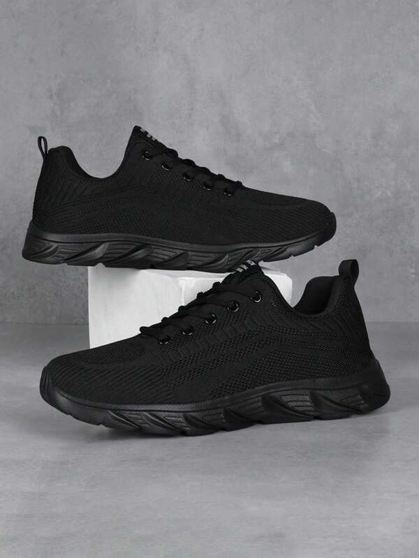 Tênis casuais masculinos 2025, tênis de corrida com sola macia, tênis esportivos pretos, todas as estações, tamanho 38-47, ideias para o Dia dos Namorados no estilo dos anos 2000