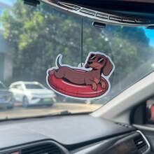 可爱腊肠犬、腊肠犬图案设计，散发甜美香味，汽车空气清新剂吊坠 - 卡通动漫风格，适用于后视镜、通风口夹、家居和办公室装饰，创意有趣的设计，送给朋友的理想礼物 - 彩色 - 查看 6