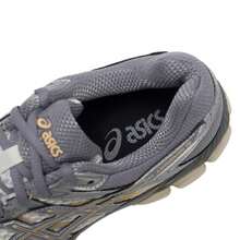 Asics 男女通用休闲鞋 GEL-CUMULUS 16 户外日常轻便舒适运动鞋 1203A733-101 - 奶油/灰色 - 查看 6