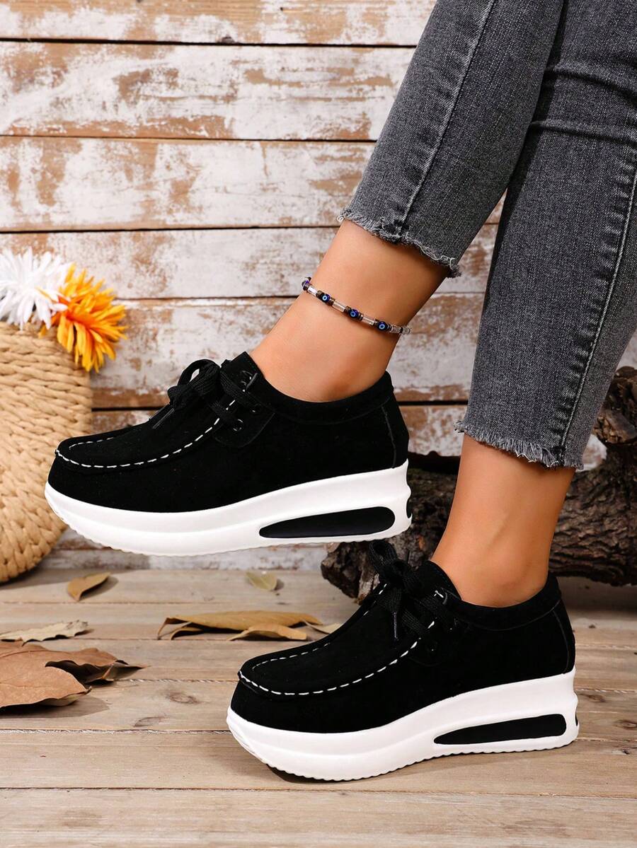 2025 New Lace-Up Black Flat Shoes, Solid Color Sports Lace Metal Eyelets Flat Shoes, Suitable For Home Wear All Seasons