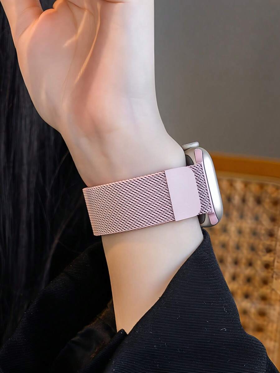 1条男女通用磁性网状表带，兼容 46mm、49mm、40mm、44mm、45mm、41mm、42mm、38mm，可调节磁性表扣运动表带，带安全锁，适用于Series Ultra 3、2、1、11、10、9、8、SE、7、6、5、4、3、2、1，超薄透气尼龙表带，适合健身、跑步等运动，智能手表配件替换表带，男女皆宜的礼物