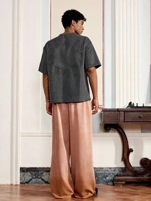 Men's Casual Loose Gothic Letter Drop Shoulder Crewneck Short Sleeve T-Shirt With Air Layer Suede Embossed Design, Summer, Streetwear Edition