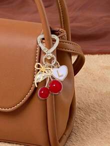 Móc khóa hình quả anh đào dễ thương, thời trang, màu vàng kim - Móc khóa hình quả anh đào, phụ kiện trang trí ba lô sành điệu, móc khóa, mặt dây chuyền hợp kim chữ cái A-Z, mặt dây chuyền tai nghe, mặt dây chuyền xe hơi, mặt dây chuyền trang trí, móc khóa hình quả anh đào, phụ kiện túi xách, kẹp túi, phụ kiện nhựa và kim loại sáng bóng, ví và túi xách nữ, phụ kiện ba lô - Nhiều màu - Xem 4