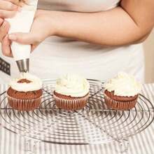 100/200pcs One-Time Triangle Frosting Bag-For Cake Decoration, Biscuits, Cupcakes And DIY Dessert Essentials, Kitchen And Restaurant Necessities