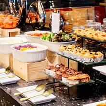 6 Stücke hochwertiges Besteck-Set aus Edelstahl, beinhaltet Servierlöffel, Kelle, Serviergabel, Suppenlöffel, Kuchenheber, Buttermesser, geeignet für Bankette, Buffets, Restaurants, Hotels, Zuhause (verschiedene Farben erhältlich), Catering Küchen Essservice Set, Edelstahl Buffet Party Serviergeschirr