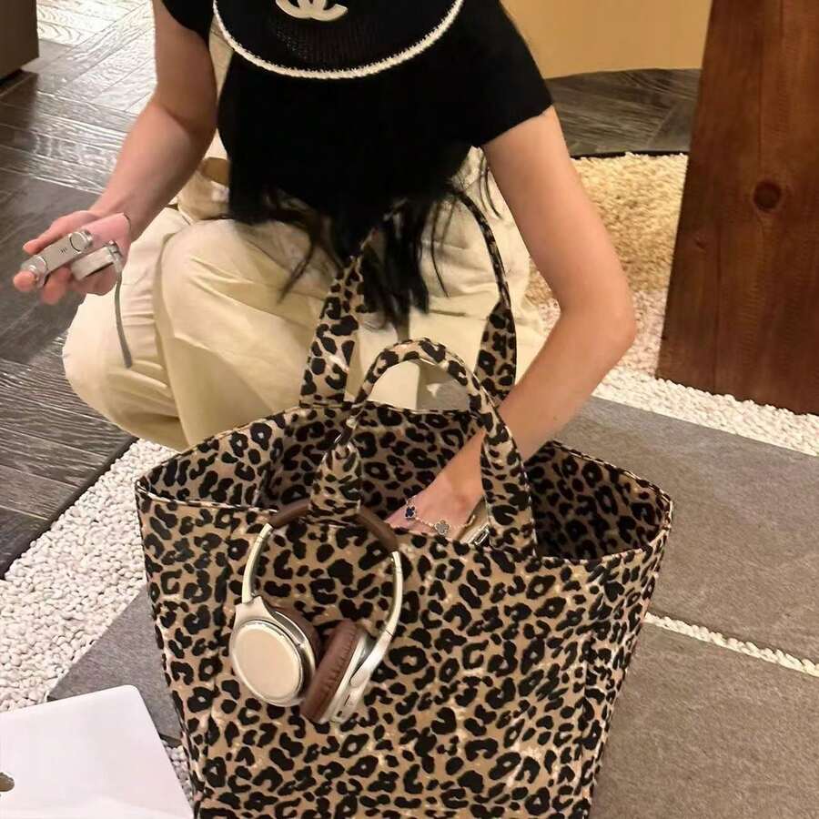 2026 New Leopard Print Canvas Tote Bag, High-End Casual Commuter Shoulder Bag With Large Capacity For Women - Brown - View 1