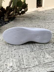 Scarpe casual da donna alla moda in maglia grigia traspirante, scarpe slip-on comode, eleganti mocassini casual, scarpe sportive da tempo libero senza tallone per donne