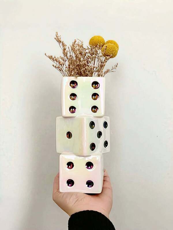 1 Piece Handmade Dice Vase - Unique Decoration For Dried Flowers, Roses, Pampas Grass - Stunning Design For Any Modern Space - Perfect Gift To Inspire A Smile, Suitable For Christmas Gift, Christmas Decoration, Home Decoration, Bedroom Decoration Flower Vase Glass Vase