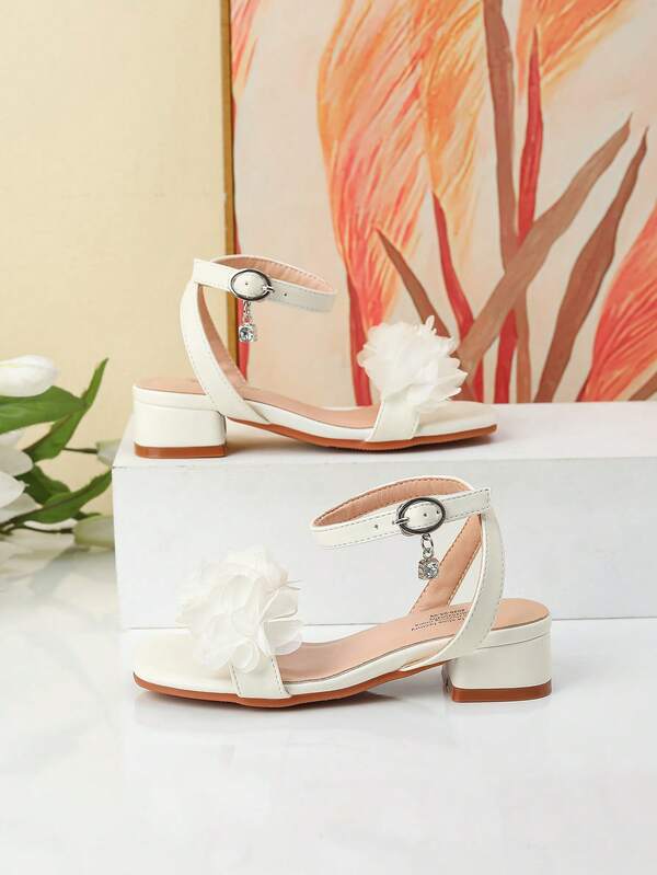 1 Pair Summer New Fashion Square Toe High Heel Floral Decor Pendant Decorated Sandals, Girls' High Heel Dance Shoes, Students' Performance & Daily Activity Sandals, Wedding Shoes
