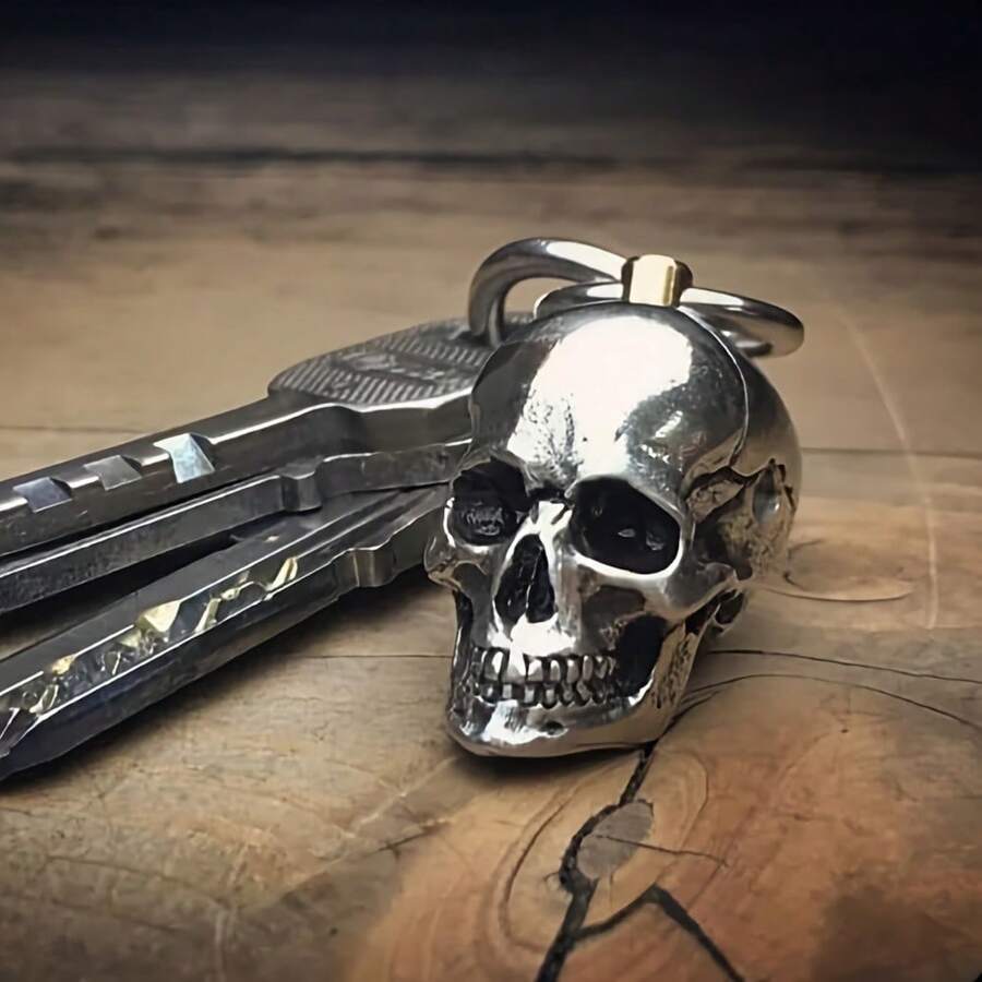 Shark Rocket Bomb Keychain With Skull Details, Alloy Metal Hardware Pendant, Car Key Chain Pack Of Accessories, Unique Halloween Decoration - 骨架 - 查看 1