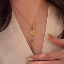 1件中世纪爱情奔跑戒指和月亮项链，奢华闪耀钻石项链 - 愛心跑環月牙項鍊 - 查看 4