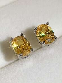 1 Pair Minimalist Creative European & American Sparkling 4-Prong Single Diamond Stud Earrings, Fashionable Small Oval Cubic Zirconia Women's Earrings, Suitable For Daily And Holiday Wear