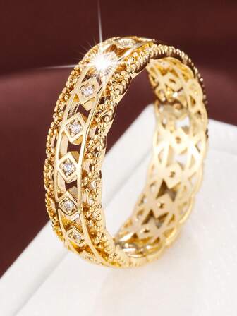 1pc Fashionable Hollow Floral Design Cubic Zirconia Inlaid Women Ring