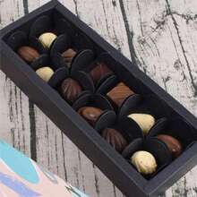 50pcs Chocolate Packaging Trays, Chocolate Paper Truffle Packaging Paper Chocolate Cup Liners, Folding Flower-Shaped Wrapper Candy & Dessert Base For Wedding, Dessert Cups For Muffins, Valentine's Day Chocolate Paper Tray, Suitable For Candy, Chocolate, Birthday Tray And Baking Tools, Christmas Decorations, Gift Tea Parties - Multicolor - View 6