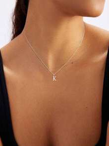 1pc Exquisite Fashion Jewelry Necklace, Stainless Steel A-Z,26 English Initials Pendant, Holiday, Suitable Women To Wear Daily Stainless Steel Letter Pendant Necklace - 1 銀 - 查看 4
