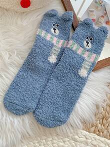 1 双女士舒适纯色温暖柔软毛绒绒围巾缝线熊刺绣舒适蓬松踝袜长袜