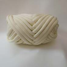 1 Roll Chunky Iceland Yarn, DIY Bag, Handmade Knitting, Pillow, Cat Bed, Super Thick Stuffing Yarn Strips, Suitable For Weaving Various Items, No Tools Needed, Hands-On Crafting For Bags, Baskets, Pillows, Pet Beds, DIY Crafts - Multicolor - View 32