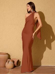 Váy phù dâu dài ôm dáng, cổ lệch, không tay, màu trơn thanh lịch - Rỉ Nâu - Xem 2