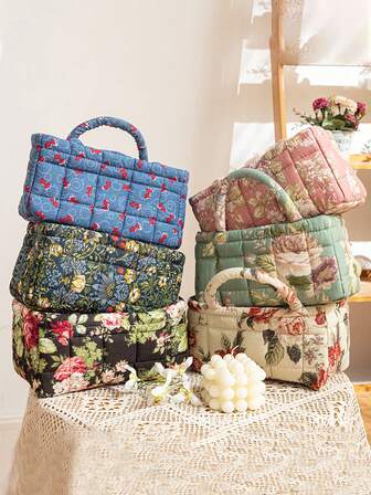 1Pc Floral Print Quilted Storage Basket Large Capacity Portable Storage Bag Foldable Snack Basket With Handle For Women And Girls Cosmetic Storage Basket Toy Storage Basket Skincare Storage Basket Women Makeup Storage Multifunctional Storage Basket Cosmetic Organizer Home Decor Livingroom Bedroom Decor Bathroom Decor
