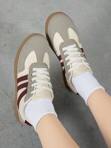 Women's Versatile Preppy Style Sneakers, Flat Non-Slip Lace-Up Round Toe Rubber Sole Casual Shoes, Available In Burgundy, Black, Khaki Color-Block, Suitable For Daily Wear, Casual Shoes, Size 36-41, Fashion - Burgundy - View 4