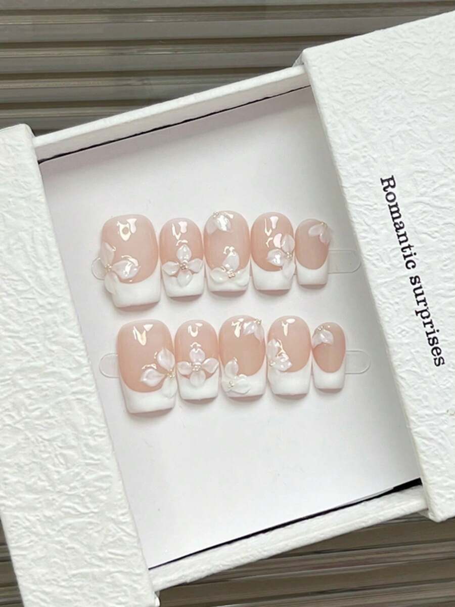 10片手工方形亚克力按压式美甲，短款优雅粉色假指甲，白色法式美甲，手绘3D雕刻花朵浮雕，镶嵌珍珠，简约优雅手工秋季按压式美甲，现代风格，百搭DIY美甲，适合派对、日常、约会、海滩、热带度假等场合，可重复使用，送给女性和女孩的礼物，美甲用品，手工按压式美甲 - 粉色 - 查看 1