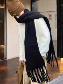 1pc Men's Autumn And Winter Thick Solid Color Tassel Scarf, Fashionable Versatile Warm Scarf, Long Flowing Fringe Scarf, Suitable For Both Men And Women
