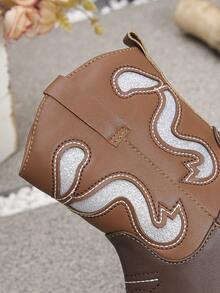 1 Pair Vintage Embroidered Hollow-Out Side Zipper Children's Western Boots - Brown - View 10