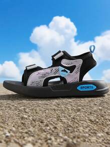 青少年户外沙滩凉鞋、休闲登山鞋、校园运动拖鞋，配有魔术贴带，方便穿着，轻便透气舒适（鞋面为不对称字母图案，随机发货） - 銀色 - 查看 2