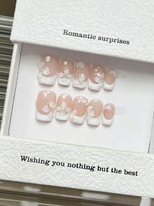 10片手工方形亚克力按压式美甲，短款优雅粉色假指甲，白色法式美甲，手绘3D雕刻花朵浮雕，镶嵌珍珠，简约优雅手工秋季按压式美甲，现代风格，百搭DIY美甲，适合派对、日常、约会、海滩、热带度假等场合，可重复使用，送给女性和女孩的礼物，美甲用品，手工按压式美甲 - 粉色 - 查看 3