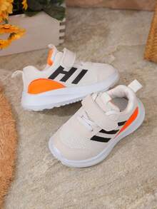 1 par de zapatos deportivos casuales, ligeros y antideslizantes de PU, adecuados para el otoño, de estilo moderno y apropiados para estudiantes de ambos sexos