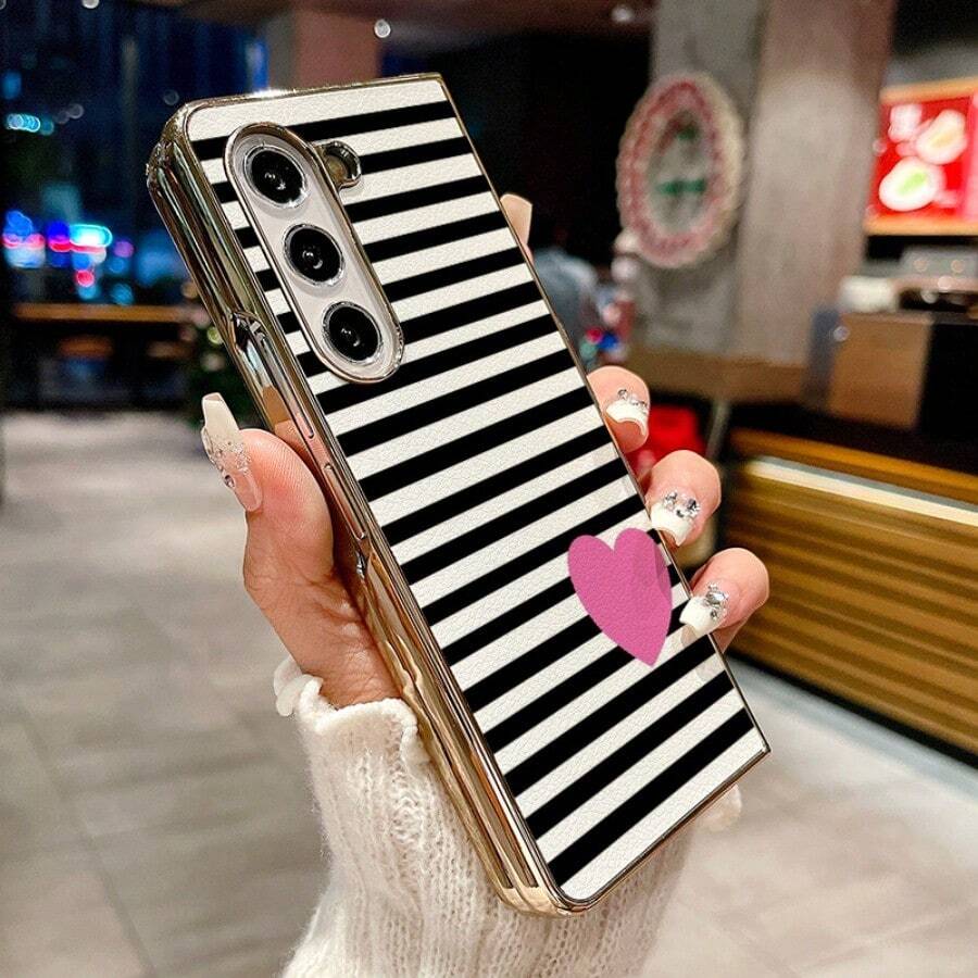 Luxury PU Leather Case, Leather Texture Feel Graphic Strip, Heart Leopard Print Foldable Mobile Phone Case Compatible With Sam Galaxy Z FLIP FLOP 3 4 5 6 Gold Plated PC Cellphone Protective Shell Design For MOTO RAZR 40 50 60 ULTRA - 帶粉紅心 - 查看 1