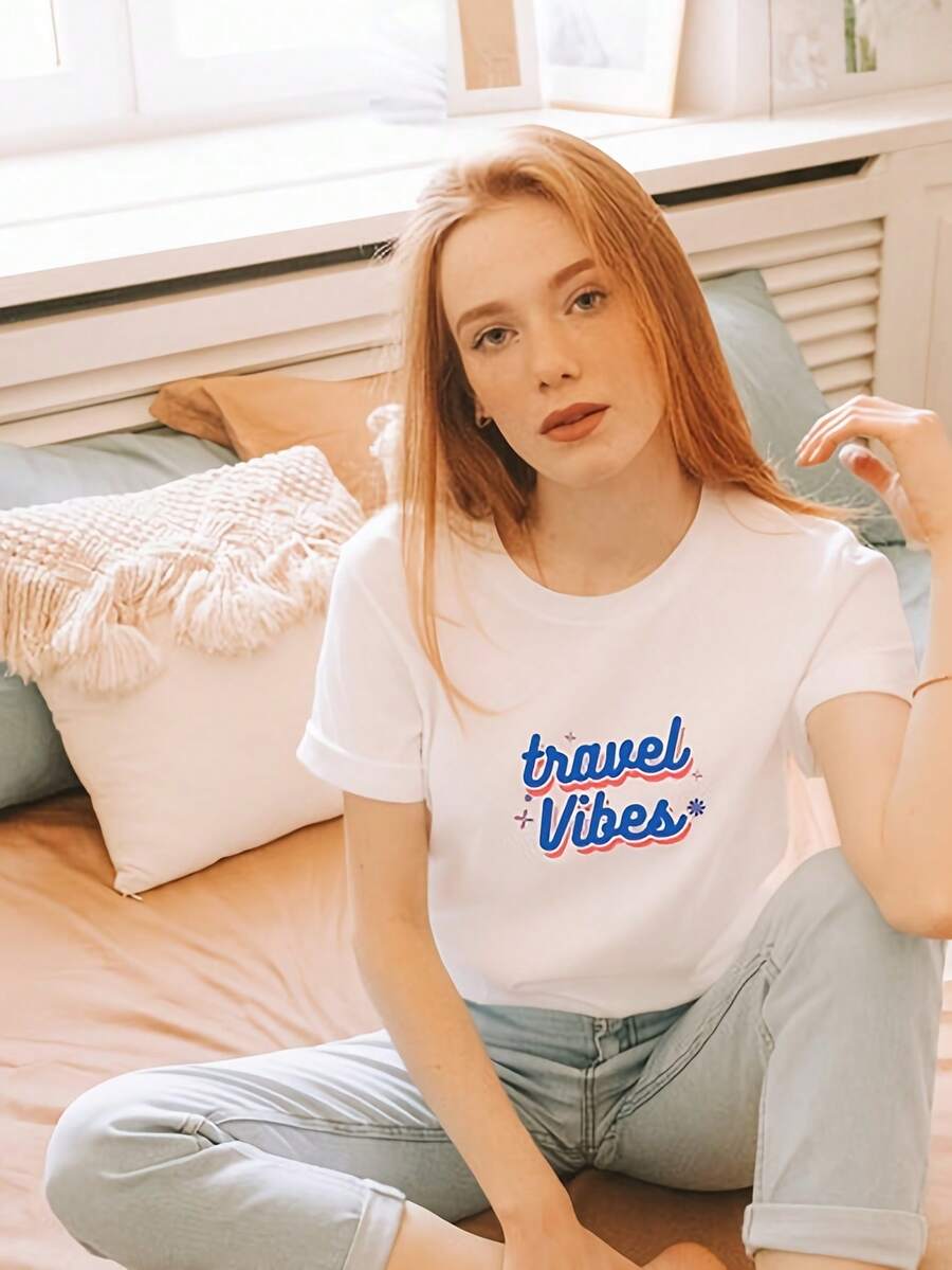 Travel Vibes T-Shirt, Vintage Travel Shirt, R Travel Shirt, Travel Adt Shirt, Travel Enthusiast Wear, Travel Gift Idea - Blanco - Ver 1