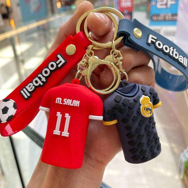 圣诞装饰1件足球球衣钥匙扣，卡通人物背包挂件，汽车钥匙扣小礼物，款式随机 - 彩色 - 查看 5