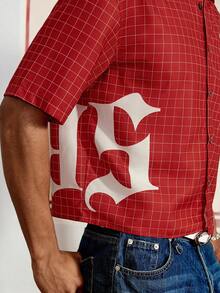 男士字母格纹宽松短袖梭织红色衬衫，街头风 - 彩色 - 查看 3