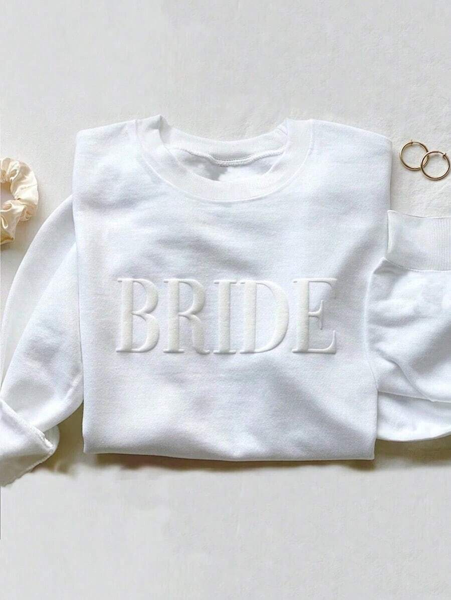 1Pcs,Customized Bride Gift, Bride Sweatshirt With Monogram Heart Sleeve, Engagement Gift, Unique Bridal Shower Gift, Future Mrs. Sweatshirt With Foil Heart Pattern Graduation,Back To School,Graduation,Teacher For Women,Back To School Pullover Fall Sweatshirtwinter Clothes For Women,Crewneck,, ,Tops - trắng - Xem 1