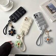 【店舗人気モデル】For i Phone 16/15/14/13 Pro Max用のフォンケースセット。800 Apple Down Jacketデザインのフローイングサンドとサンフラワー柄を特徴としています。シリコン製で落下保護機能があり、クリエイティブでミニマリストなスタイルで、ユニークな液体スプレー花のリネアードを備えています。日常使用に適しており、複数の色で提供されています。 - ブラック - チェックする 3