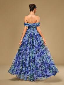 Charmantes vintage blaues Blumenprint Mesh Maxikleid, Off-Shoulder Ausschnitt und Ärmel, geeignet für formelle Anlässe, Hochzeiten, Abschlussfeiern, formelle Abendessen, Partys