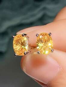 1 Pair Minimalist Creative European & American Sparkling 4-Prong Single Diamond Stud Earrings, Fashionable Small Oval Cubic Zirconia Women's Earrings, Suitable For Daily And Holiday Wear