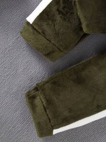 2 件套男童长袖高领字母刺绣夹克和撞色羊毛裤套装，秋冬