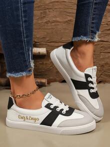 Customized Sports Shoes, Glitter Font Personalized Name, Birthday Gift, Anniversary Gift, Classmate Gift, Family Gift, Bridesmaid Gift, Bride Gift, Holiday Gift, Couple Casual Shoes - Black and White - View 5