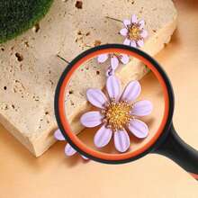 10 عدسة مكبرة يدوية للقراءة مع قطعة قماش تنظيف - عدسة مكبرة كبيرة بقطر 100 مم/4 بوصة مع مقبض ناعم مضاد للانزلاق، مناسبة لكبار السن لقراءة الكتب/الصحف والطلاب للتعلم/استكشاف الطبيعة كهواية