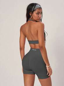 PinkTip露背罗纹吊带背心和修身骑行短裤套装，塑形无缝支撑，高腰骑行短裤，瑜伽和休闲运动皆宜 - 灰色 - 查看 5