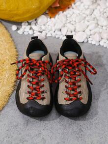 1 par de zapatillas casuales de moda ligeras con puntera de PU antideslizante, adecuadas para el otoño, unisex